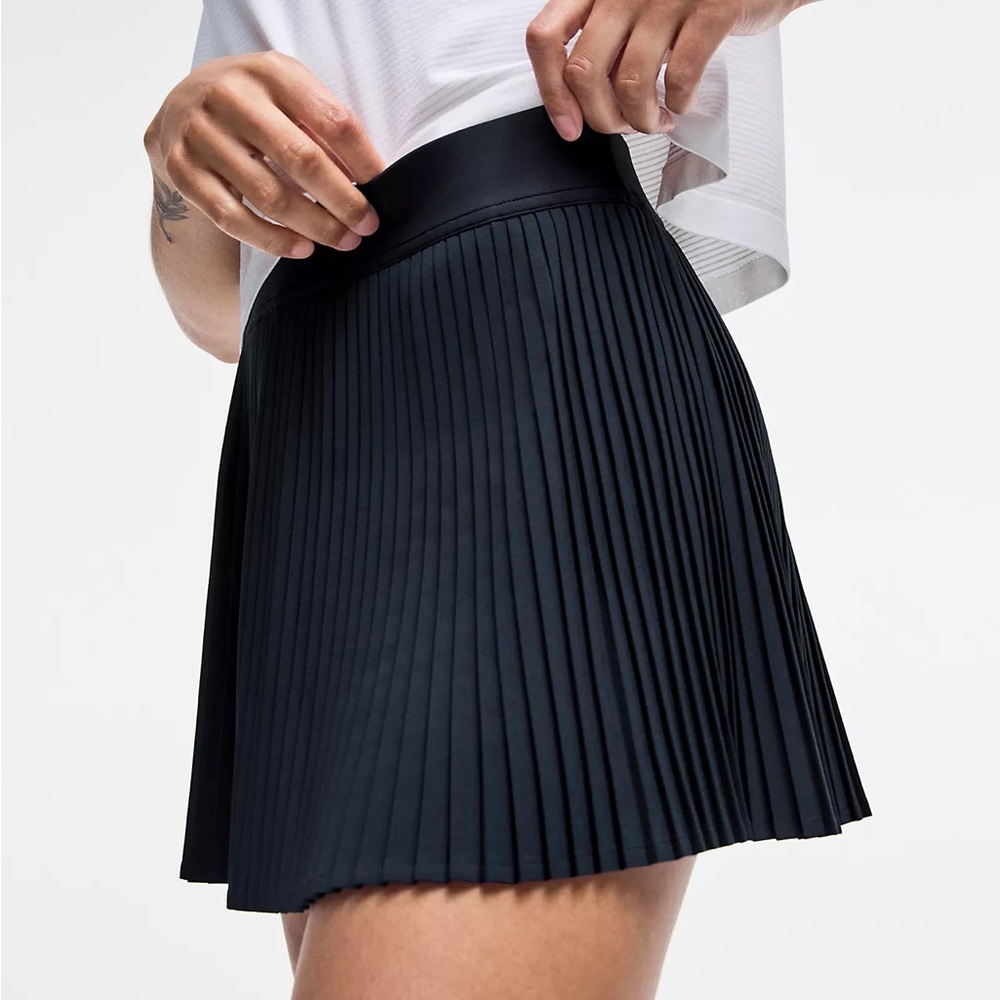 Varsity HR Pleated Tennis Skirt Lululemon NWT